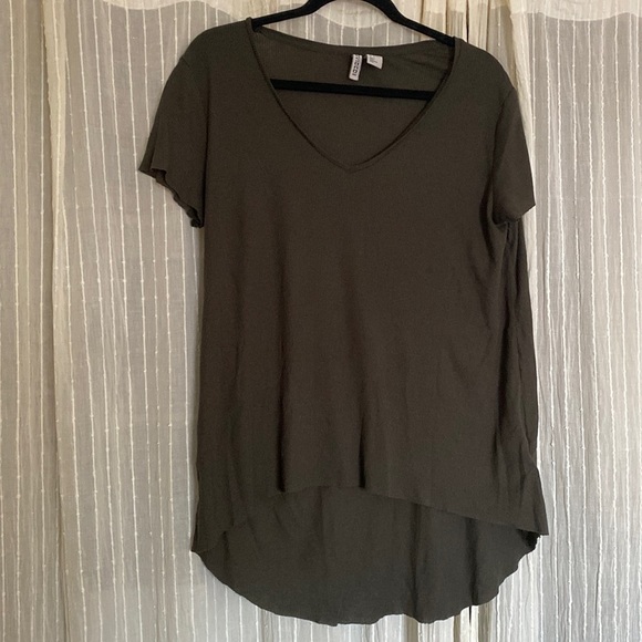 H&M Green Ribbed T-shirt, Size L - Picture 1 of 5